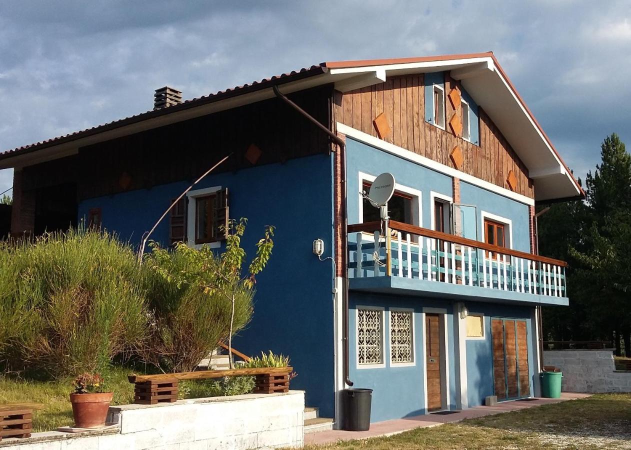 פוליניו Chalet Ricciano מראה חיצוני תמונה