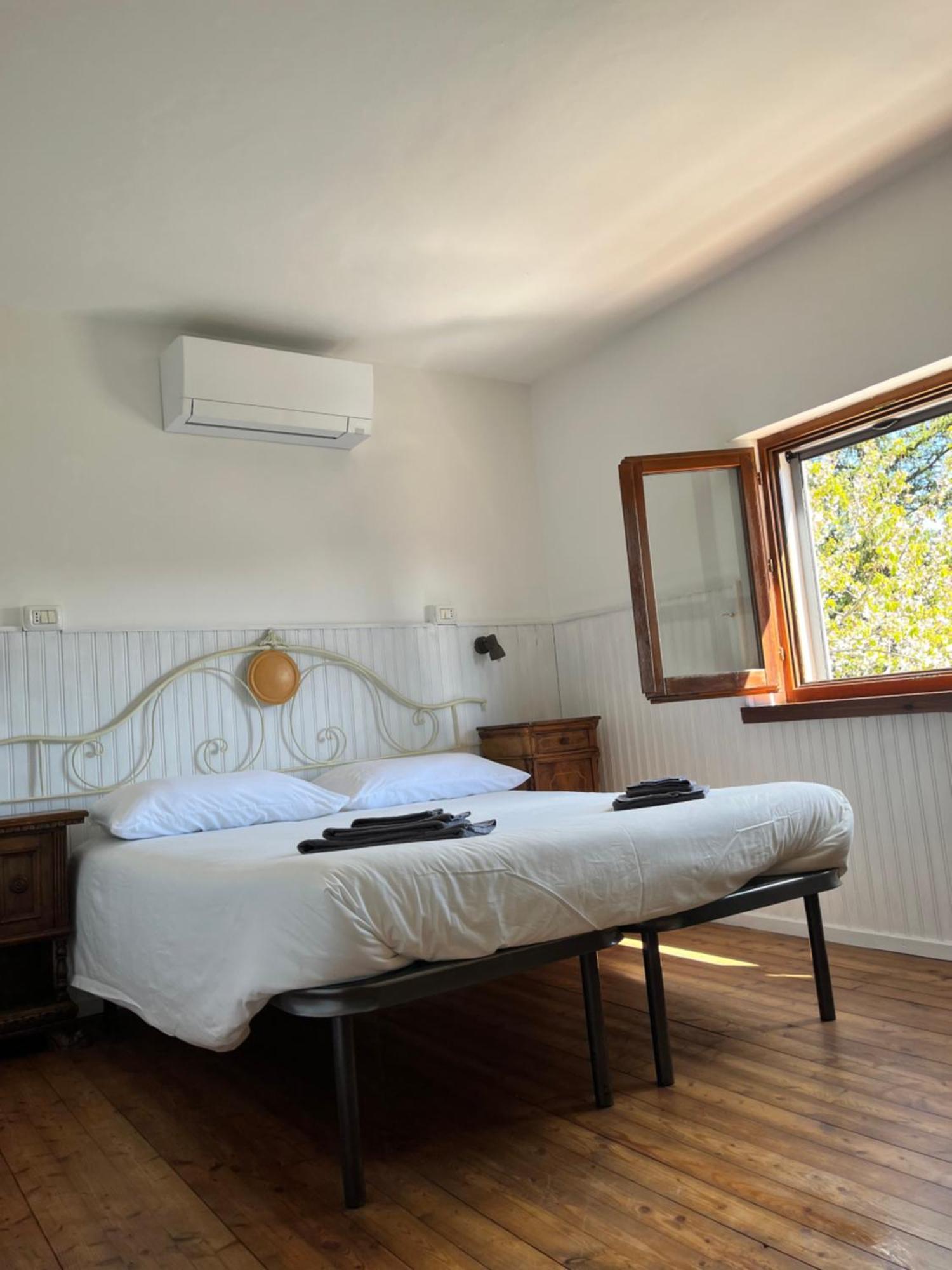 פוליניו Chalet Ricciano מראה חיצוני תמונה