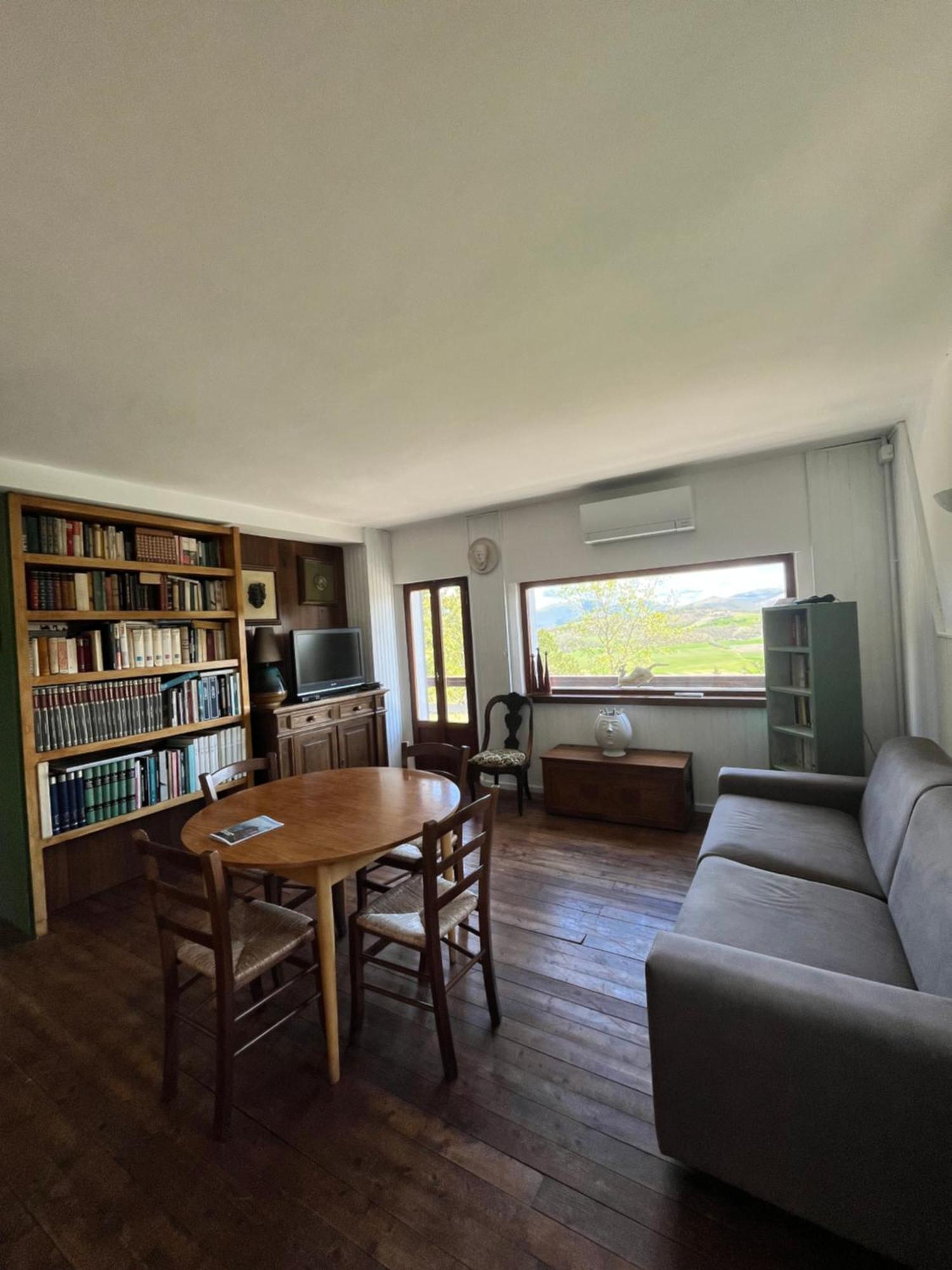 פוליניו Chalet Ricciano מראה חיצוני תמונה